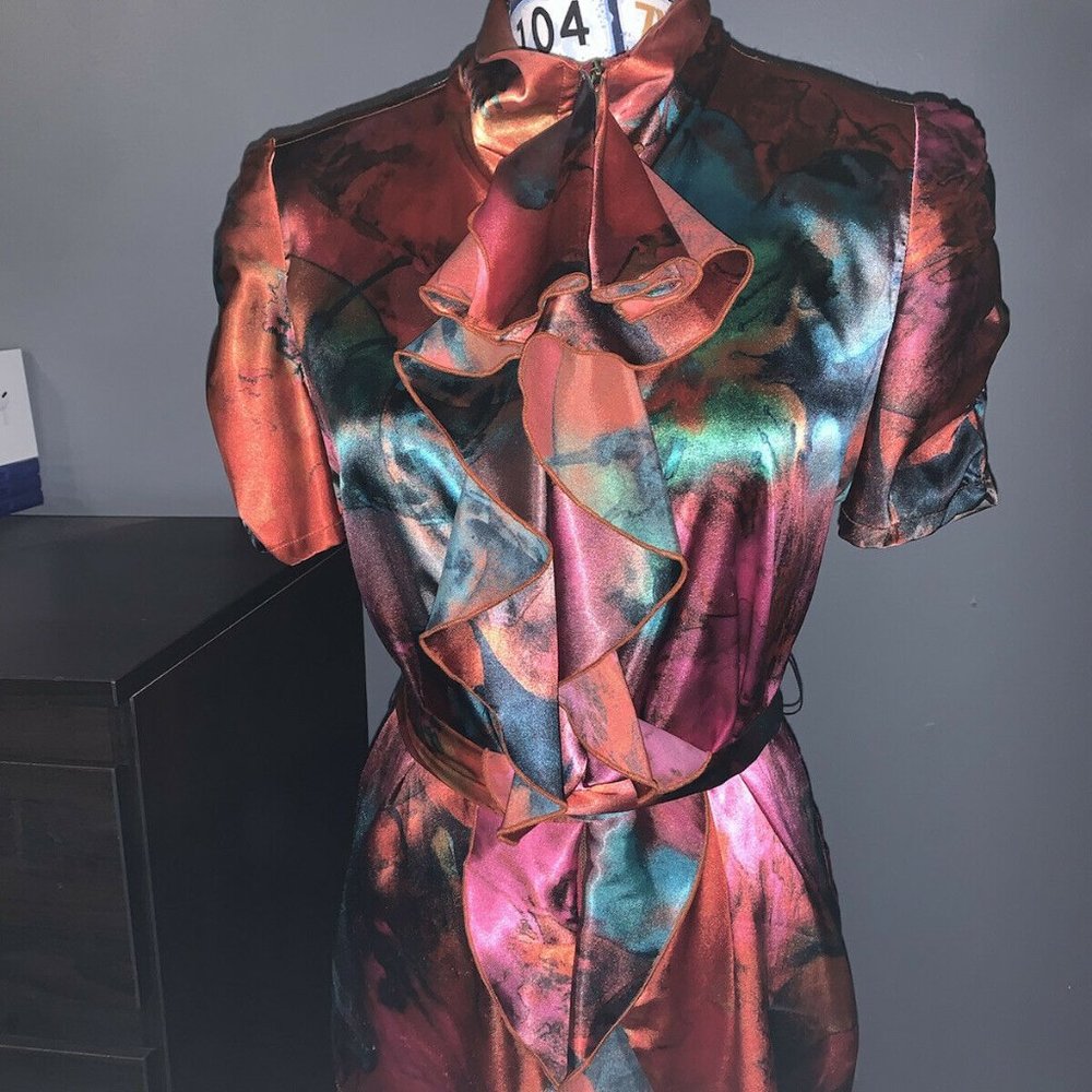 Virginia Taylor Zipper Top